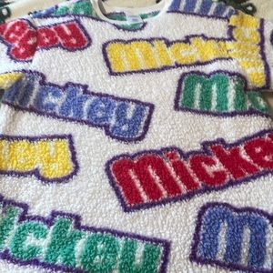 Woman’s fleece top